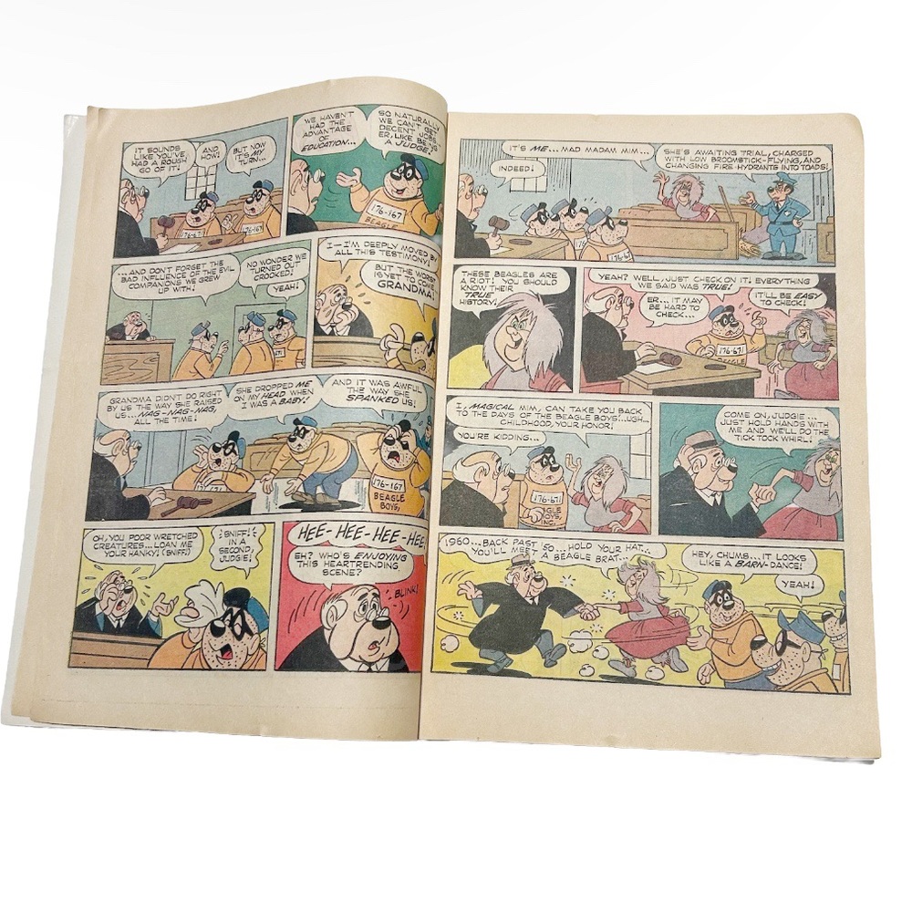 Vintage 1969 Walt Disney The Beagle Boys Comic Book Gold Key Criminal Dogs 60s - Picture 3 of 5